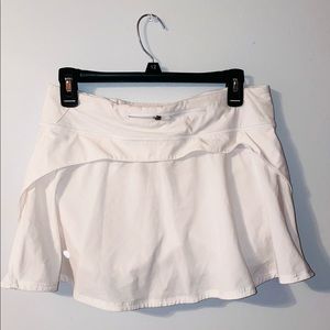 Play Off The Pleats Mid Rise Lululemon Skirt